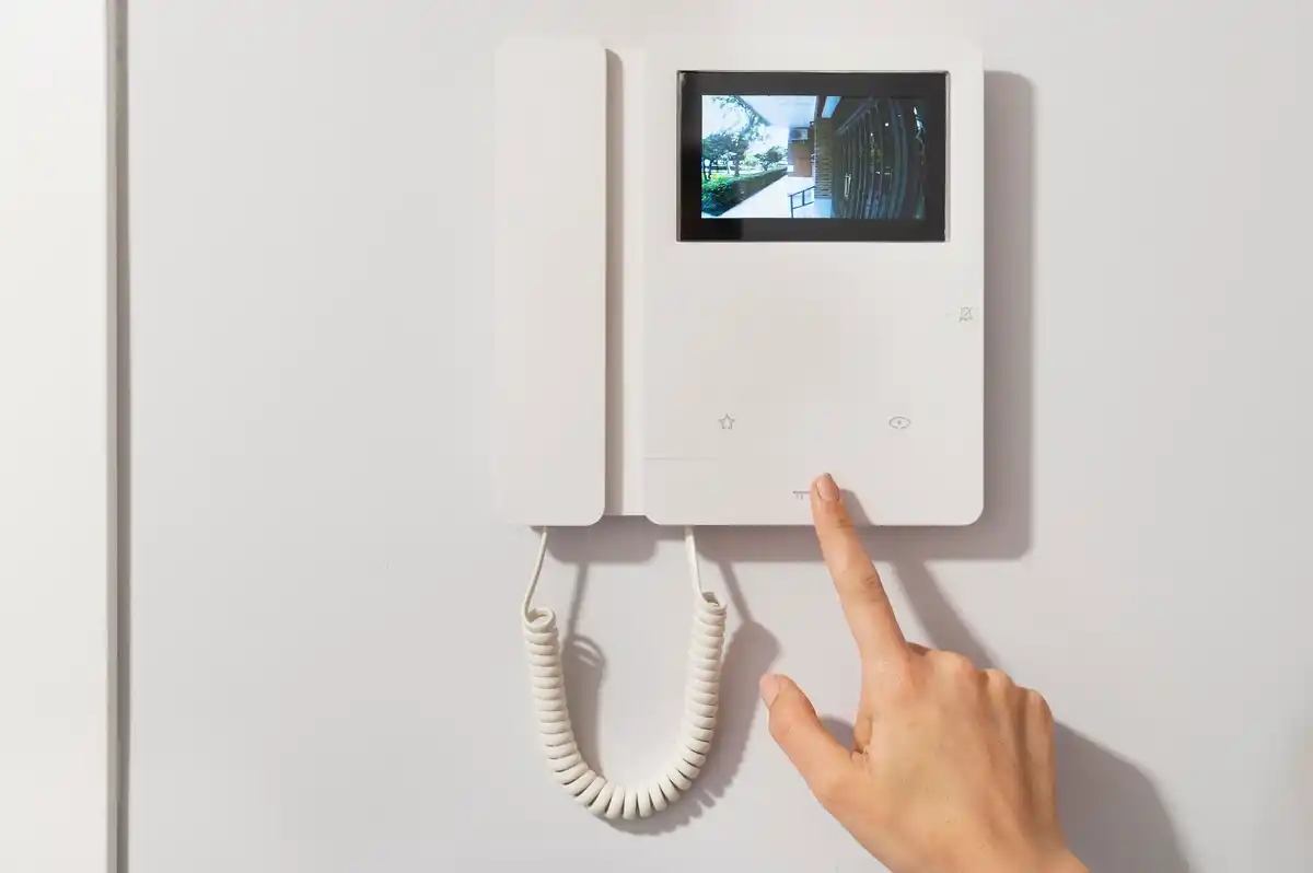old smartphone security camera home DIY
