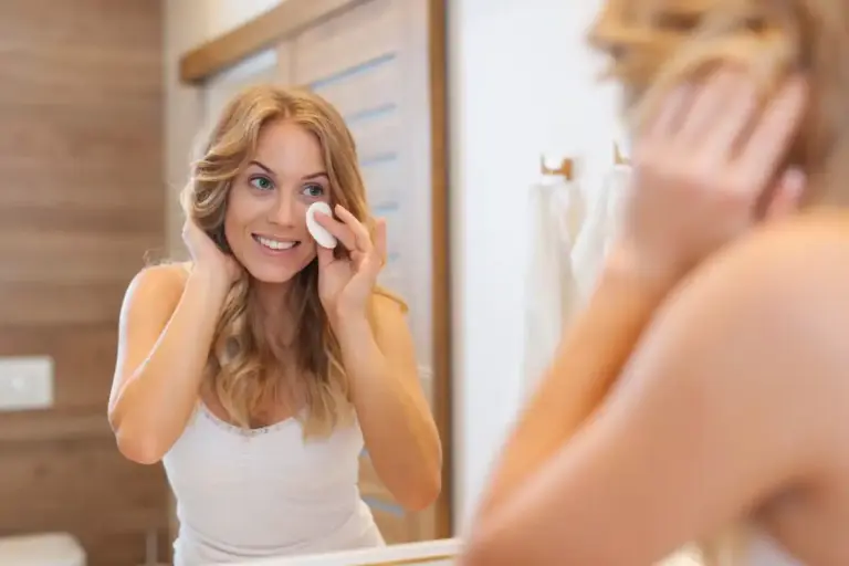 eye cream wrong application under eyes dutch woman