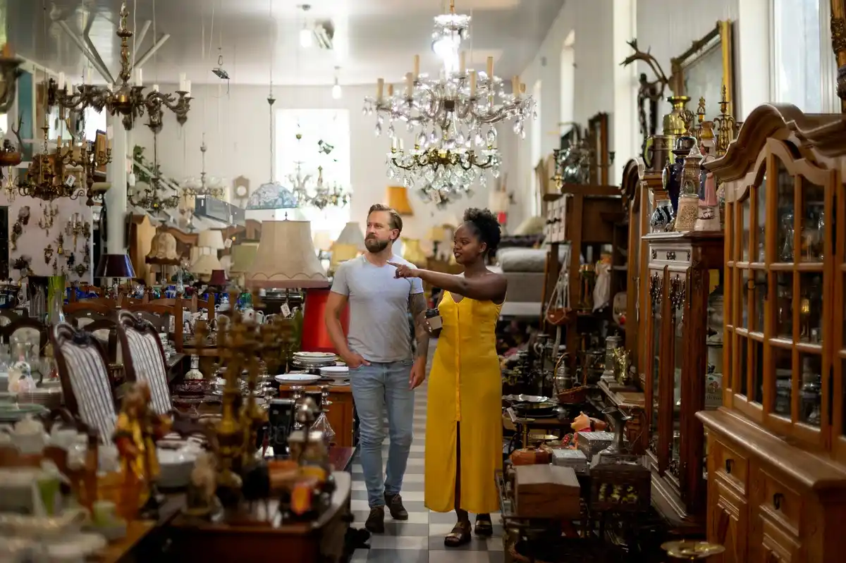 making money selling old items Netherlands