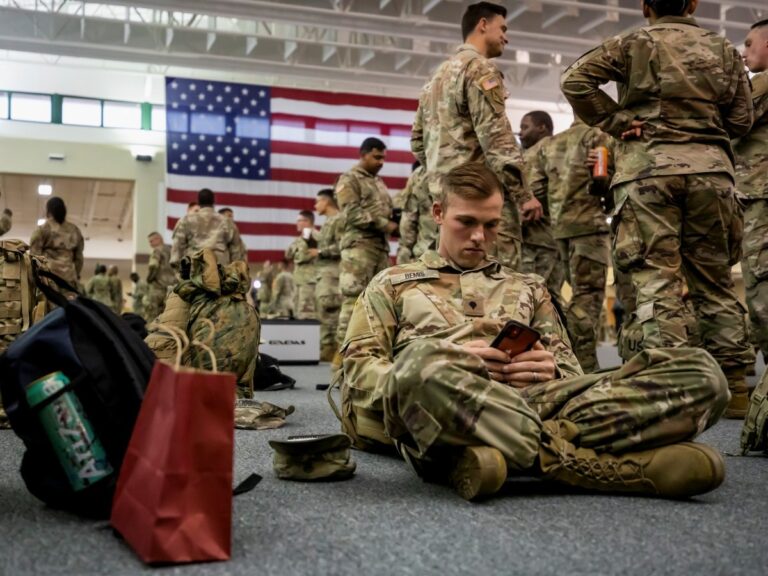 De Amerikaanse Senaat keurt defensiewet van bijna 900 miljard dollar goed