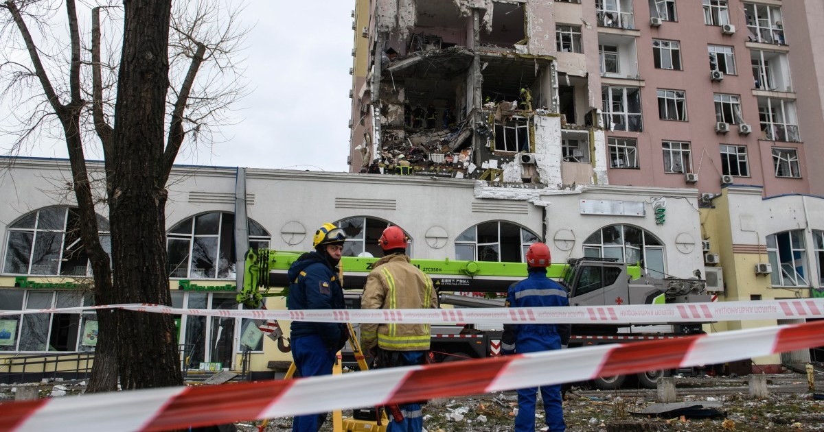 De voortdurende oorlog tussen Rusland en Oekraïne: een overzicht van de belangrijkste gebeurtenissen op dag 1.403