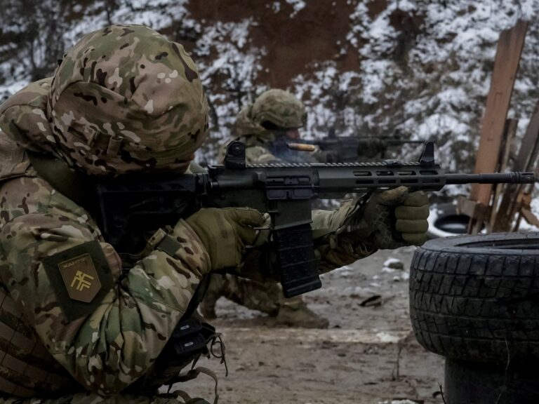 De voortdurende oorlog tussen Rusland en Oekraïne: Een overzicht van belangrijke gebeurtenissen op dag 1.387