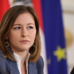 Oostenrijkse wetgeving verbiedt hoofdoeken voor meisjes onder de veertien op scholen