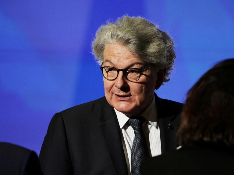 Vijftien Europeanen worden door de VS verboden vanwege vermeende pogingen tot censuur van Amerikaanse standpunten